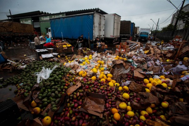 Inundao na Ceagesp da capital paulista afeta distribuio de produtos em Presidente Prudente