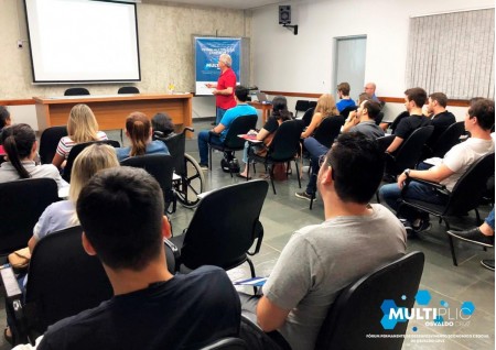 Multiplic Jovem é apresentado para lideranças juvenis de Osvaldo Cruz