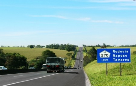 Rodovia Raposo Tavares recebe mutirão de limpeza contra a dengue nesta segunda-feira