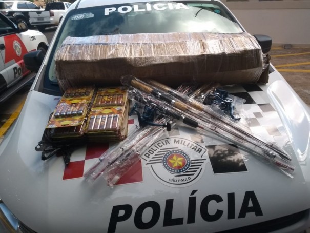 Dupla � presa em flagrante ap�s furtar materiais de pesca de resid�ncia em Dracena