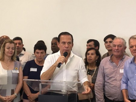 Em visita a Presidente Prudente, Doria promete adquirir dez desfibriladores para o Hospital Regional