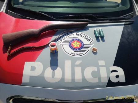 Após ocorrência de desinteligência, arma de fogo é apreendida na Zona Rural de OC