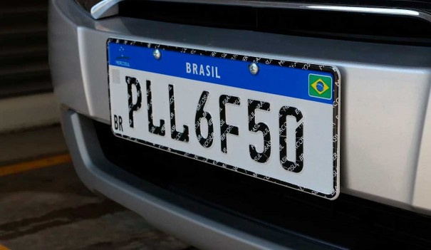 Placa Mercosul ser obrigatria a partir de 31 de janeiro