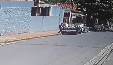 Furto de veículo é registrado por câmeras e homem acaba preso em flagrante pela Polícia Militar