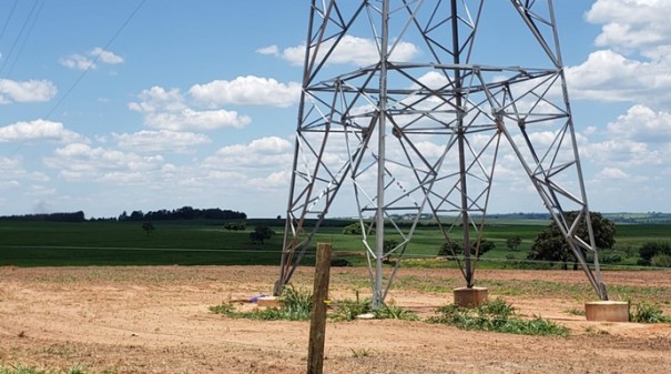 Homem � encontrado morto pr�ximo a torre de energia em Tup�