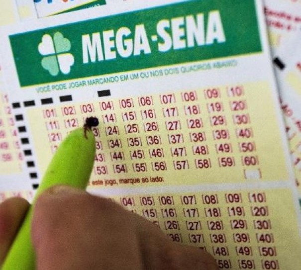 Mega-Sena acumula e deve pagar R$ 32 milhes na tera-feira