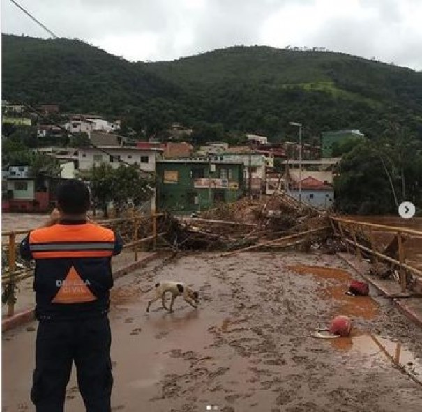 Sobe para 50 nmero de mortes causadas pelas chuvas em Minas Gerais