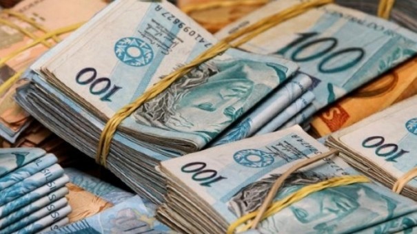 Fazenda e Planejamento transfere R$ 1,96 bilho aos municpios em junho
