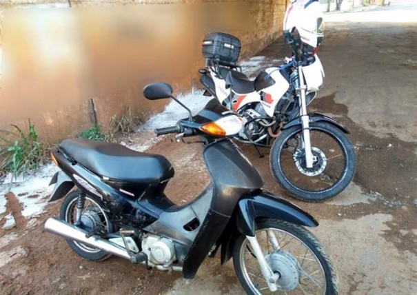 Pol�cia Militar localiza moto furtada e det�m adolescentes, em Tup�