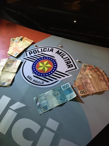 Adolescente é apreendido em flagrante por ato infracional/tráfico de drogas, em OC