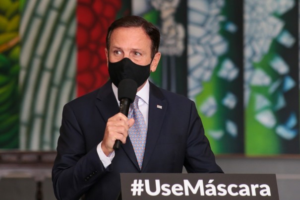 'N�o temos que celebrar nem Ano Novo, nem carnaval diante de uma pandemia', diz Doria sobre megaeventos