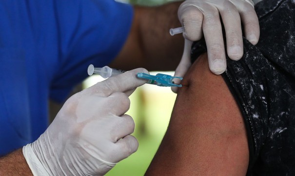 Populao em geral pode ser vacinada contra gripe em Osvaldo Cruz