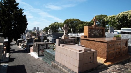 Prefeitura da região indenizará por enterrar desconhecido em jazigo familiar