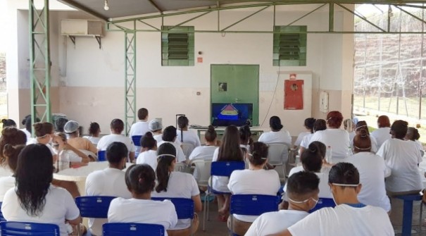 Reeducandas da Penitenciria Feminina de Tupi Paulista fazem curso de inteligncia emocional