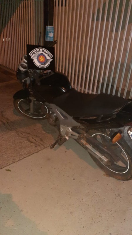 Após furto em residência, motocicleta é localizada em Dracena