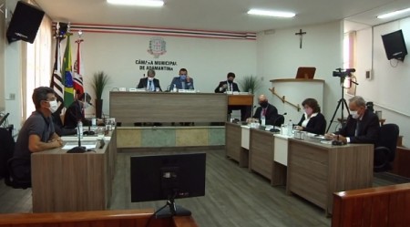 Aprovado PL com regras para funcionamento de comércio, serviços e igrejas em Adamantina
