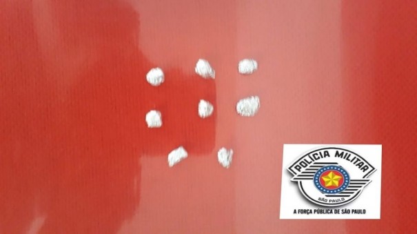 Morador de Luc�lia � preso com drogas em Osvaldo Cruz 