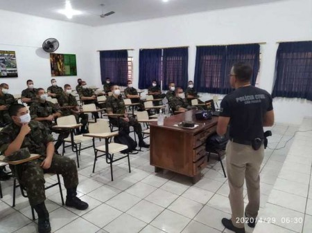 Polícia Civil promove palestras de prevenção às drogas no TG em Dracena