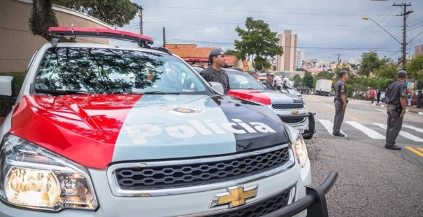 Polcia Militar realiza fiscalizao com relao ao cumprimento dos decretos estaduais de quarentena