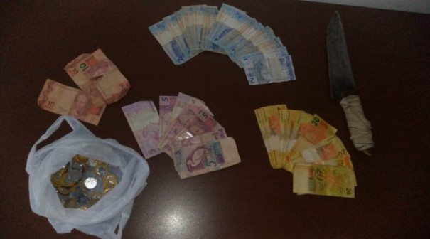 Dupla de irm�os s�o presos ap�s furtar dois estabelecimentos no centro de Bastos