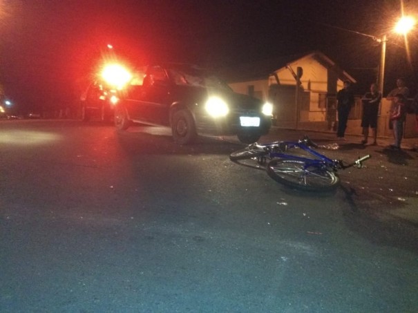 Adolescente pega carro escondido da fam�lia e causa grave acidente em Osvaldo Cruz