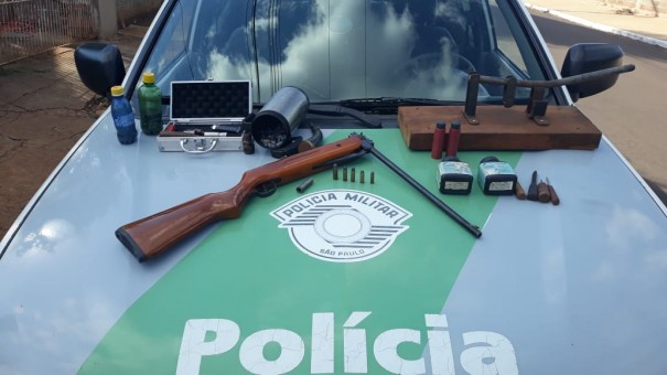 'Opera��o Fauna' da Pol�cia Ambiental apreende armas e muni��es em Salmour�o