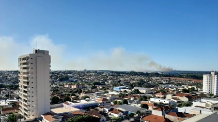 Bombeiros já atendem em média 10 ocorrências de queimada por semana em Tupã