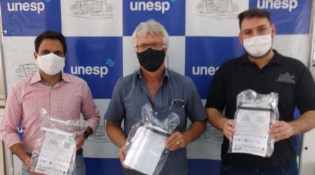 Unesp de Tupã doa 60 máscaras do tipo escudo facial para a área de saúde de Salmourão