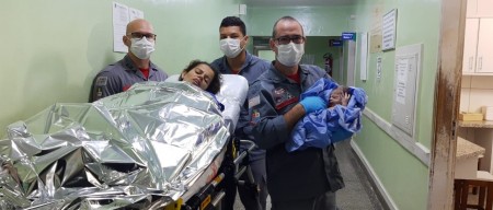 Corpo de Bombeiros realiza parto de emergência em residência de Osvaldo Cruz