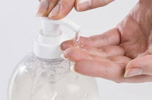 Vigilncia Sanitria de Osvaldo Cruz alerta sobre venda de lcool em gel clandestino