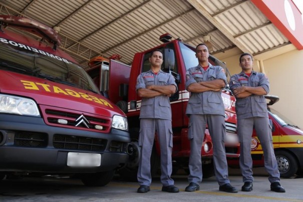 Bombeiros de Presidente Prudente relatam resgates no litoral