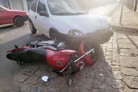 Motoqueiro fica ferido em acidente em Tupã