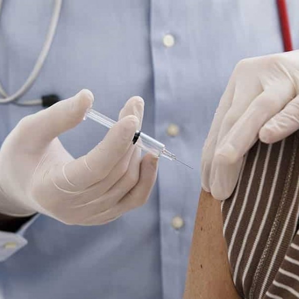 Falta de vacina leva Secretaria de Sade de Osvaldo Cruz a cancelar Dia 'D' marcado para este sbado em vacinao contra gripe