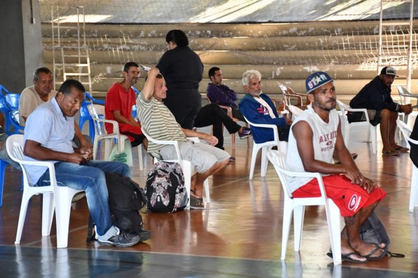 Pessoas em situao de rua recebem atendimentos em Presidente Prudente durante quarentena