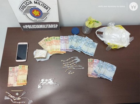 Homem e mulher são presos por envolvimento com o tráfico em Tupã