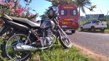 Acidente na Alameda Pedro Ciciliati deixa motociclista ferida 