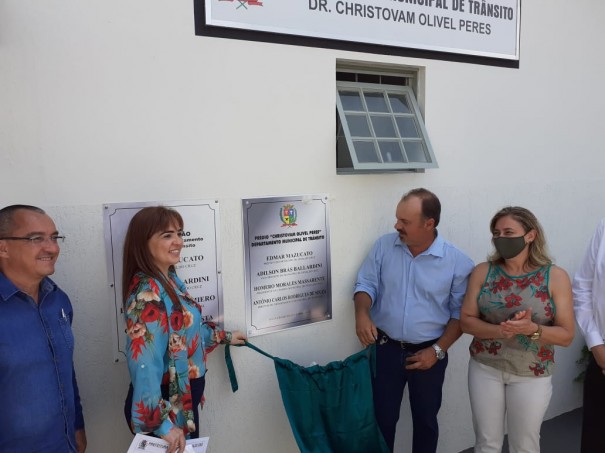 Sede do DEMUTRAN de Osvaldo Cruz recebe nome do Dr. Christovam Olivel Peres