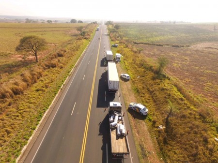 Fiscalização de peso de caminhões é retomada em 10 pontos de verificação na região de Presidente Prudente