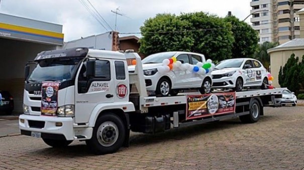 Dois carros e mais 28 pr�mios ser�o sorteados pela Par�quia Santo Ant�nio neste s�bado em Adamantina