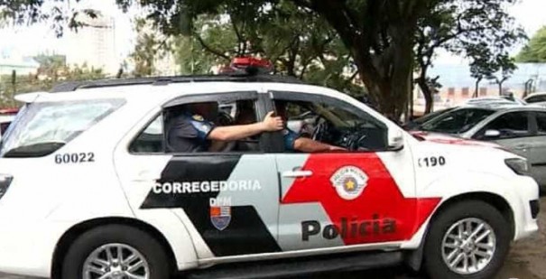 Opera��o realizada pela Corregedoria da Pol�cia Militar prende policiais militares em Adamantina