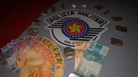 Após denúncia, PM monta operação e prende homem por tráfico de drogas no Jardim Brasil em Adamantina