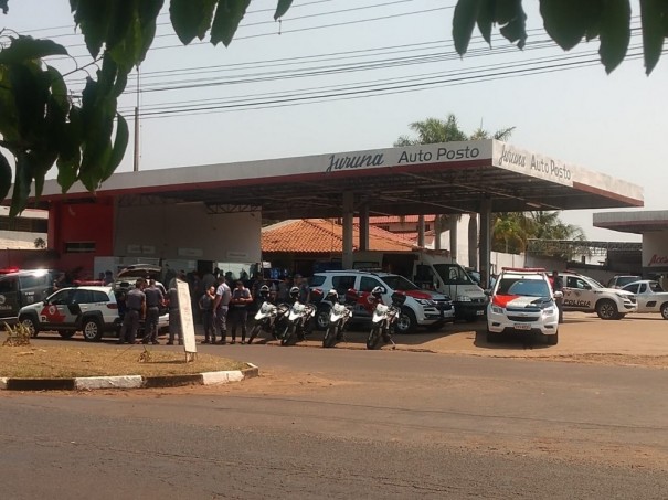 Homem morre baleado pela PM e dois s�o presos ap�s roubo a ag�ncia dos Correios de Estrela do Norte