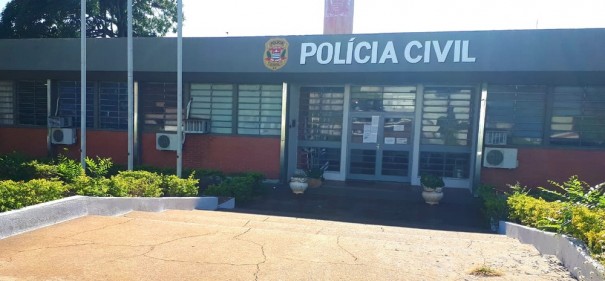 Pol�cia Civil prende dupla que aplicou golpe de mais de R$ 30 mil em moradora de Presidente Epit�cio