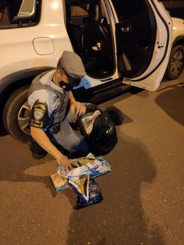 Pol�cia apreende R$ 440 mil em esp�cie e averigua poss�vel lavagem de dinheiro