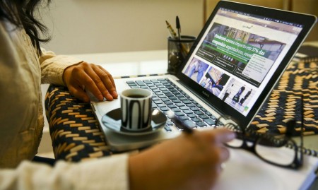 Estudo da FGV aponta que pandemia provocou queda de renda de 20,1%