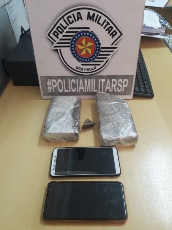 Pol�cia Militar prende quatro homens por tr�fico e associa��o ao tr�fico de drogas em Fl�rida Paulista