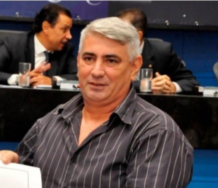 Professor Renato 'Periquito' Branco morre vítima da Covid-19