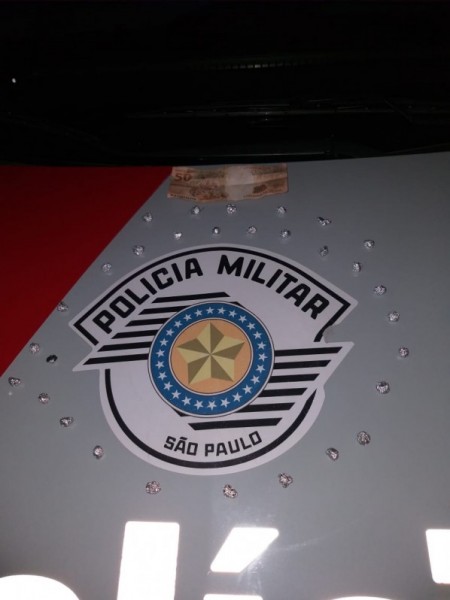 Flagrante de tráfico de drogas resulta na prisão de traficante e apreensão de crack, em Osvaldo Cruz