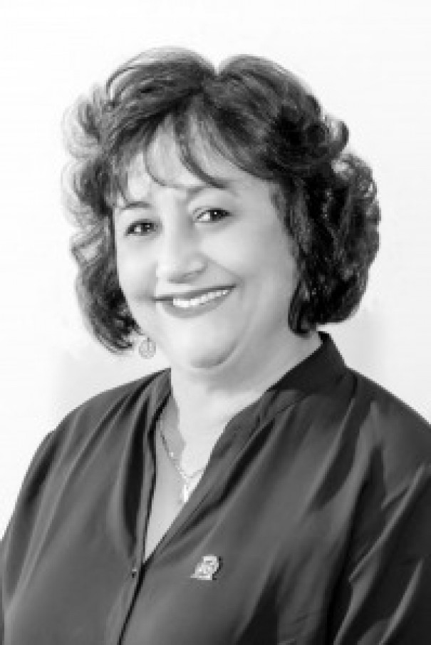 Gilma anuncia que � pr�-candidata a vice na chapa de Luizinho Gumiero