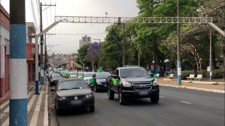 APAE de OC realiza carreata em comemoração ao Dia Nacional de Luta das Pessoas com Deficiência